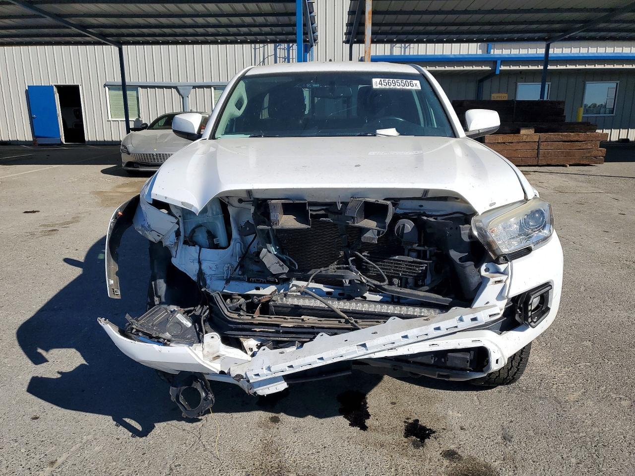 2017 Toyota Tacoma SR5 V6