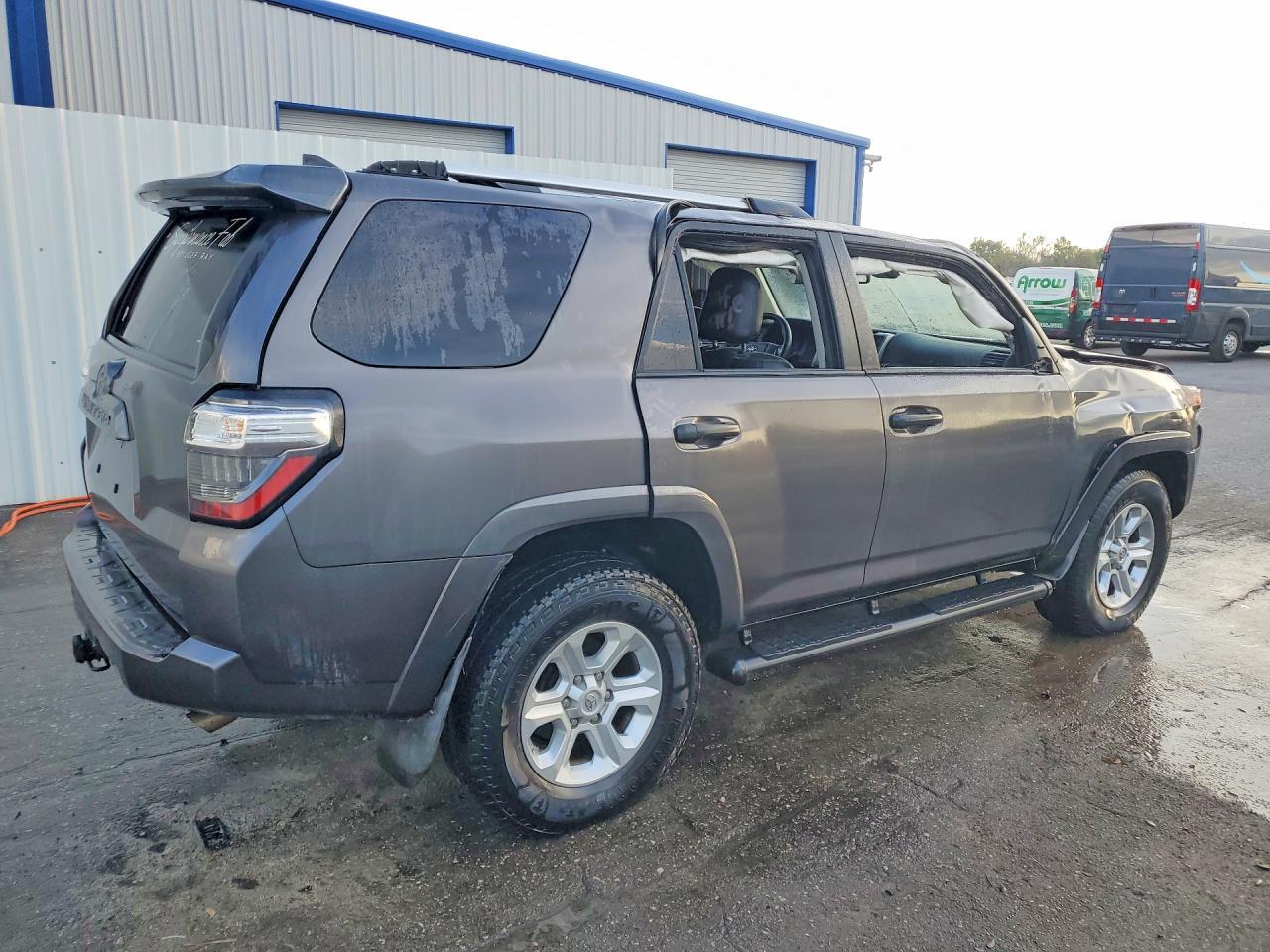 2020 Toyota 4runner SR5