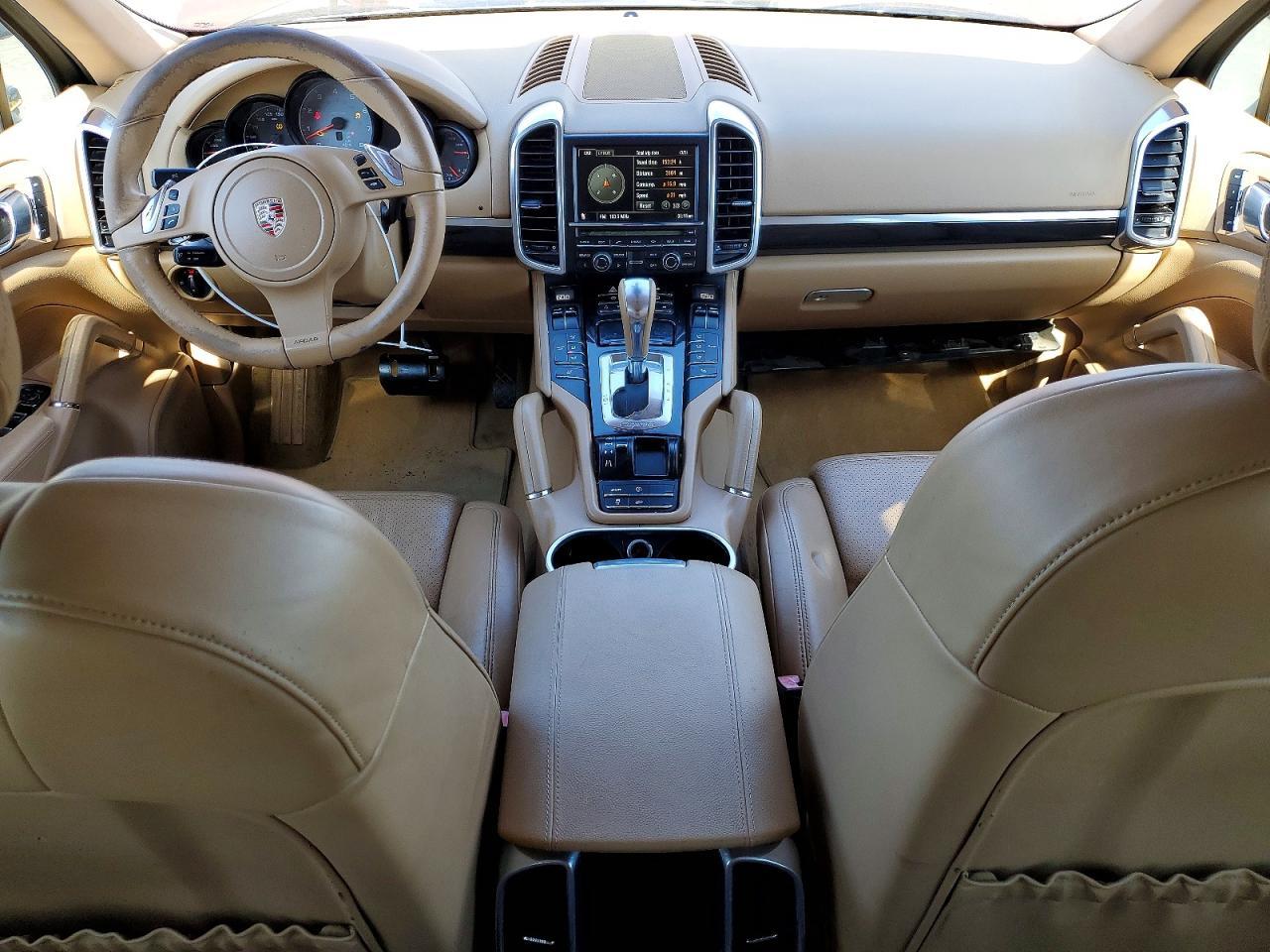 2011 Porsche Cayenne s