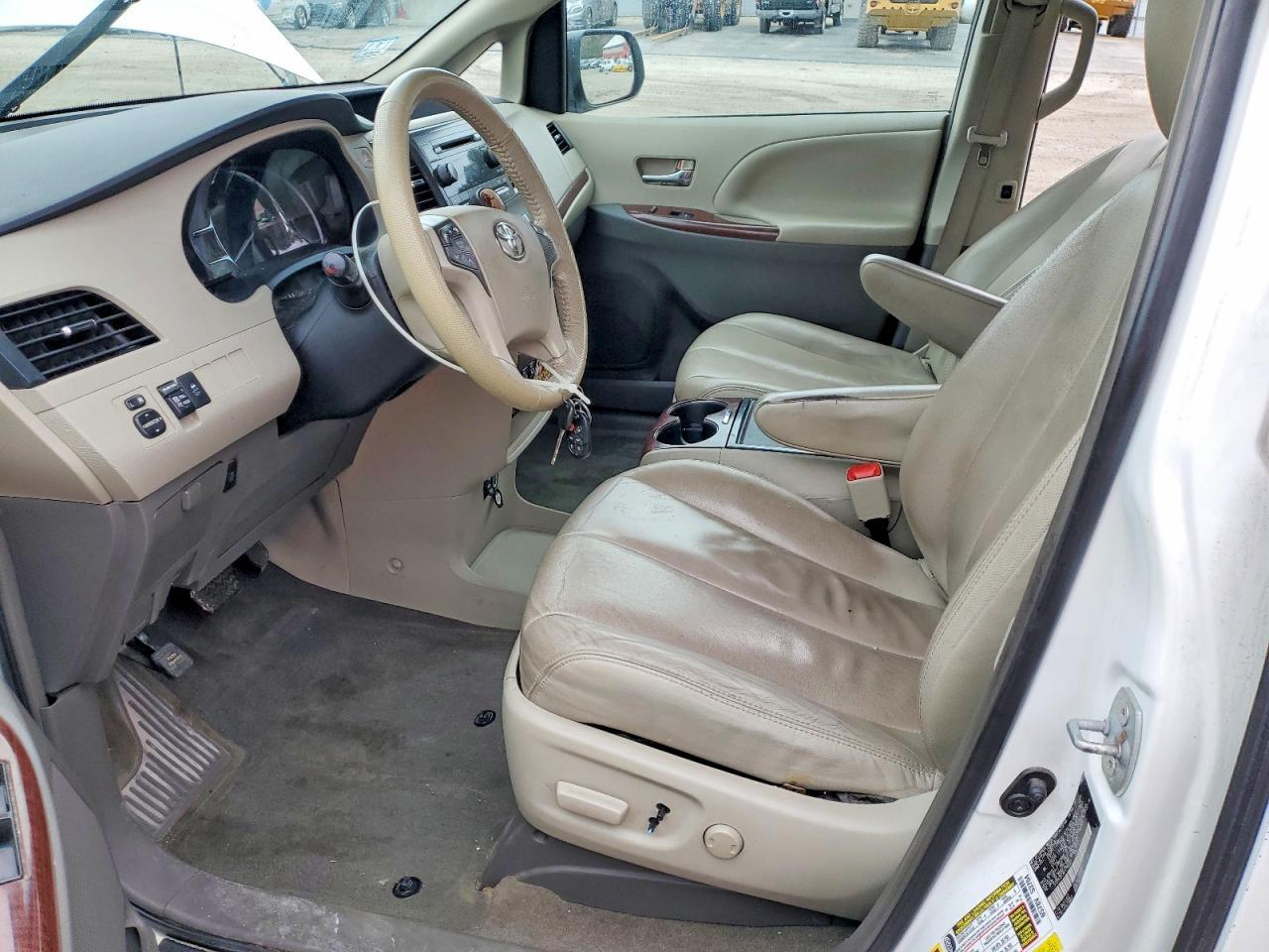 2013 Toyota Sienna