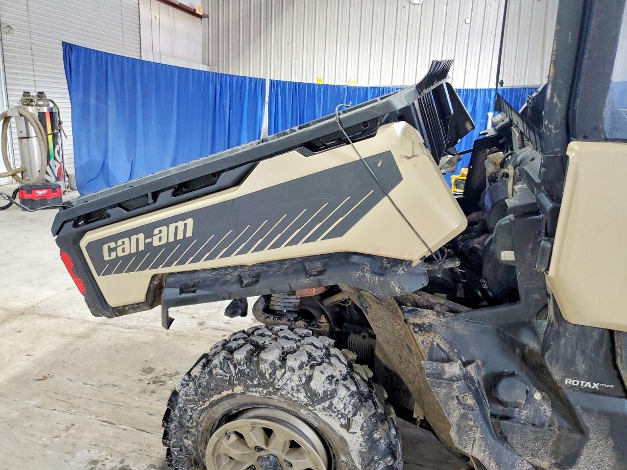2025 Can-Am Defender L-ATV