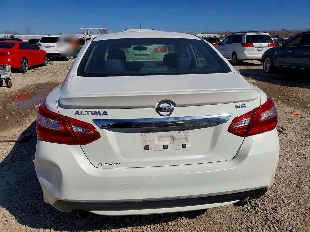 2016 Nissan Altima 2.5 sr