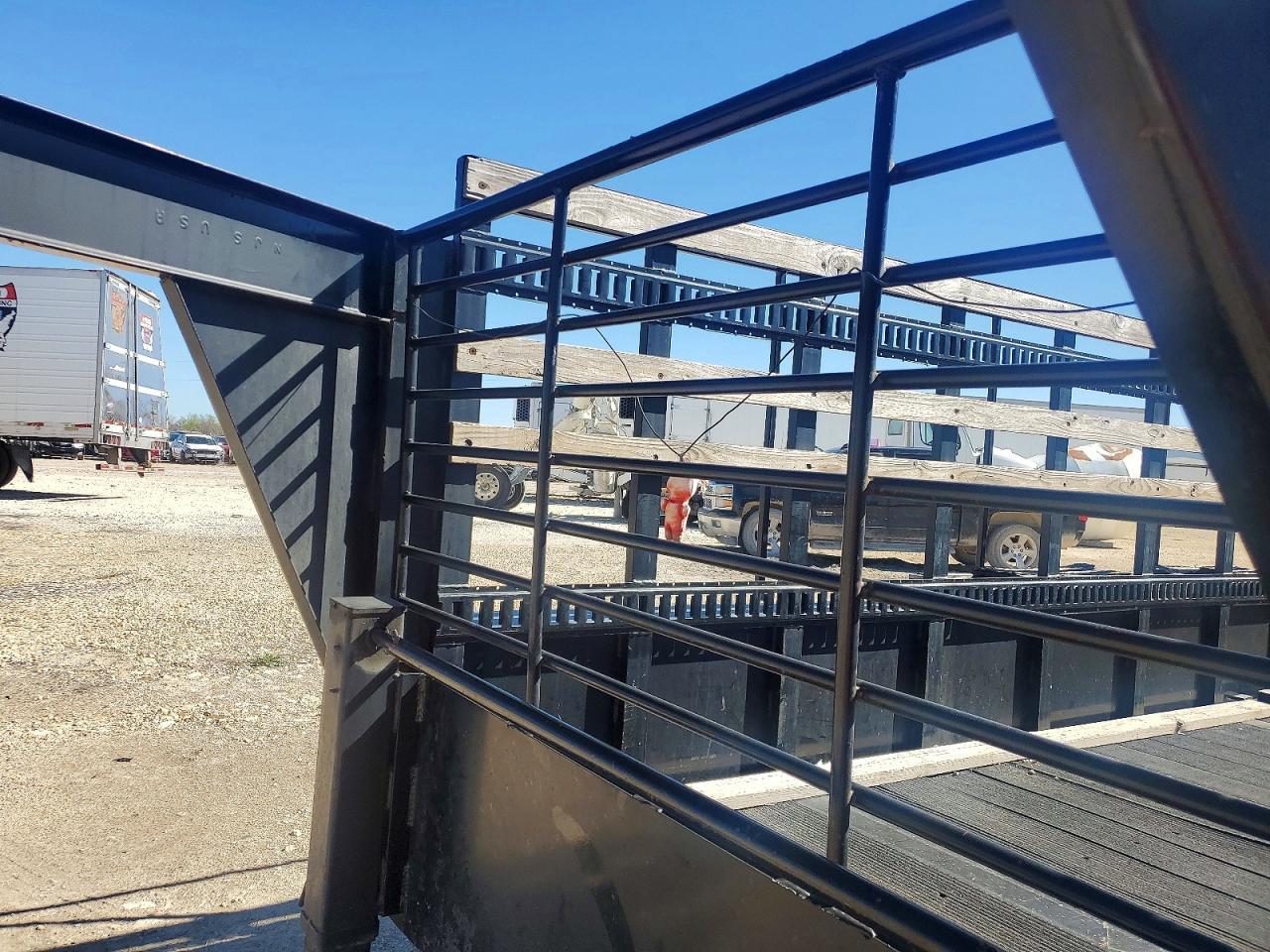 2013 Gooseneck Equipment Trailer