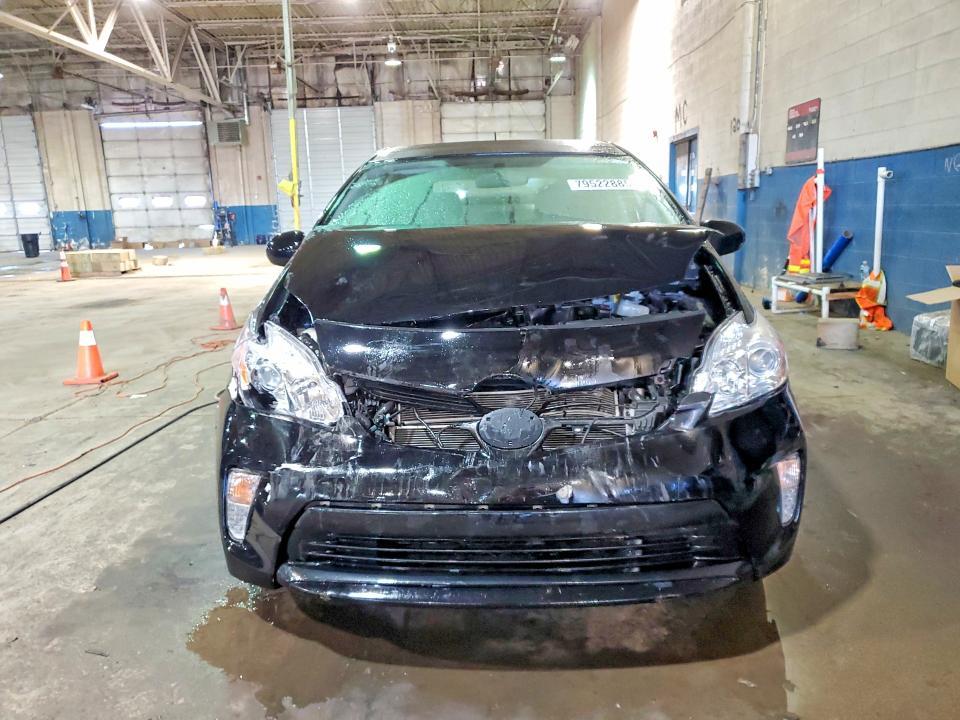 2015 Toyota Prius Three