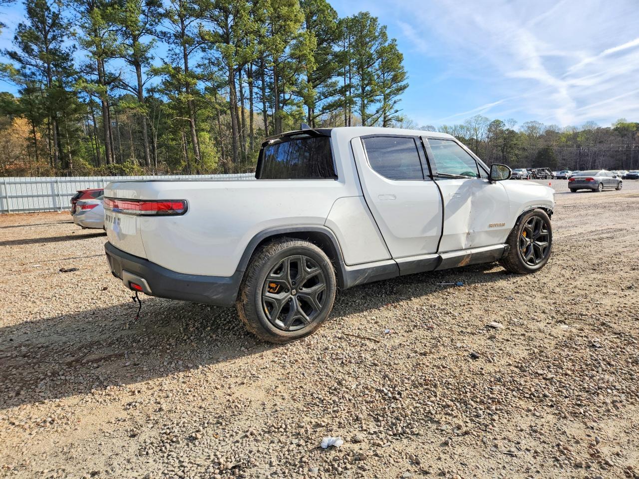 2022 Rivian R1T Adventure