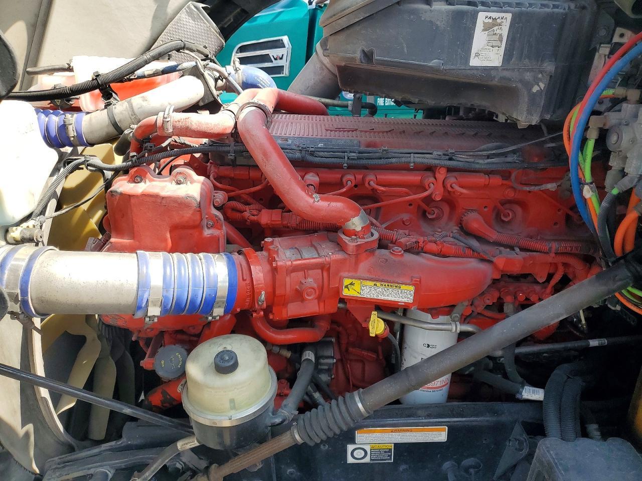 2017 Peterbilt 579 Semi Truck