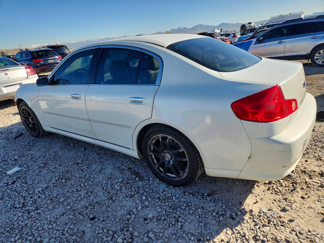 2005 Infiniti G35 Base