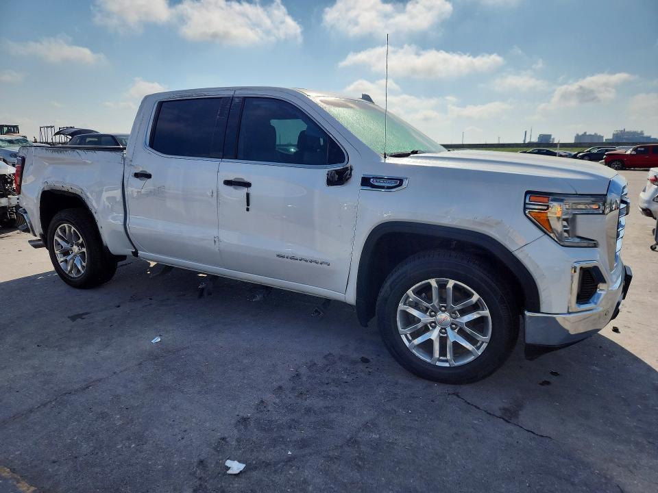 2020 GMC Sierra K1500 SLT
