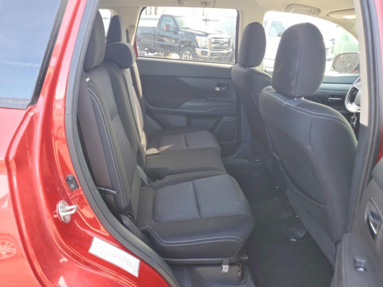 2016 Mitsubishi Outlander se
