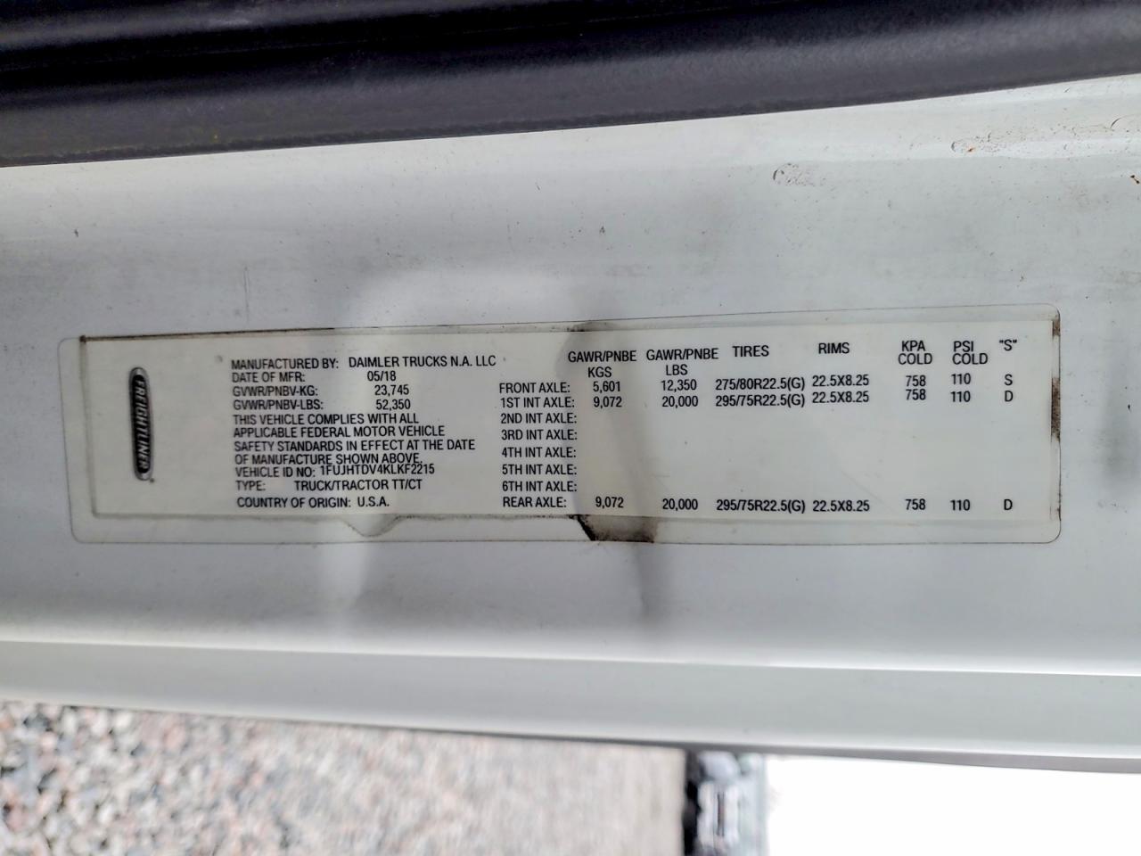 2019 Freightliner Cascadia 116 Semi Truck