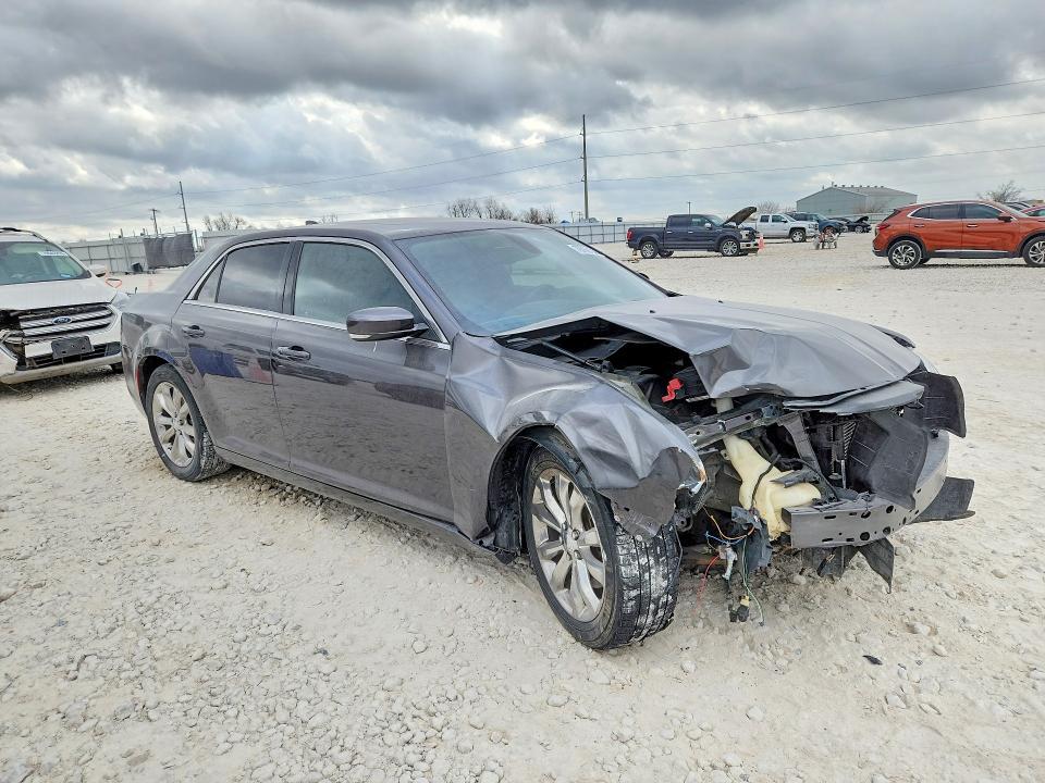 2021 Chrysler 300 Touring