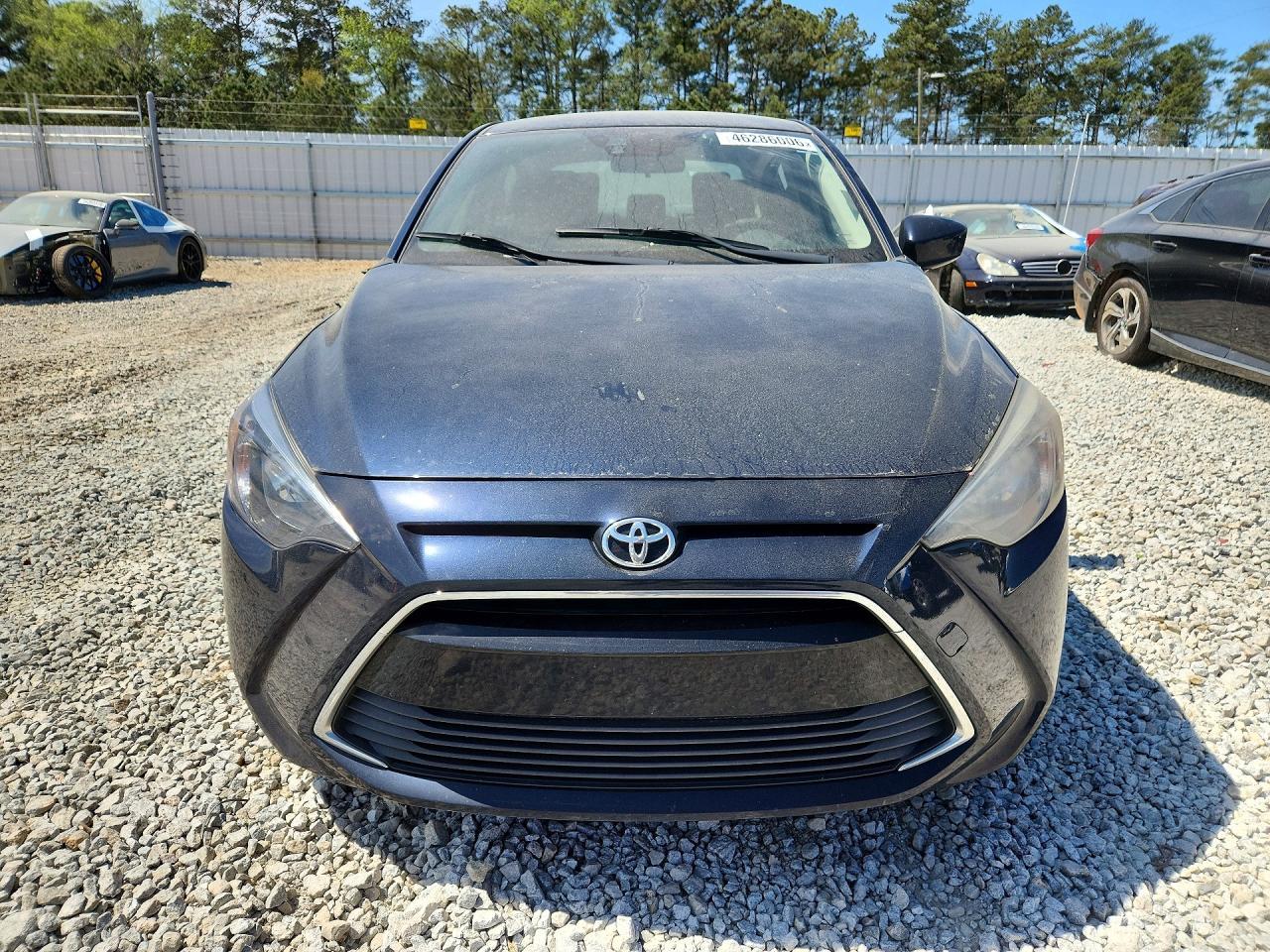 2018 Toyota Yaris ia Base
