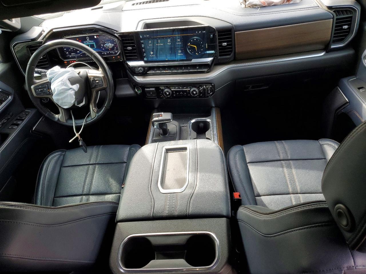 2022 Chevrolet Silverado K1500 High Country