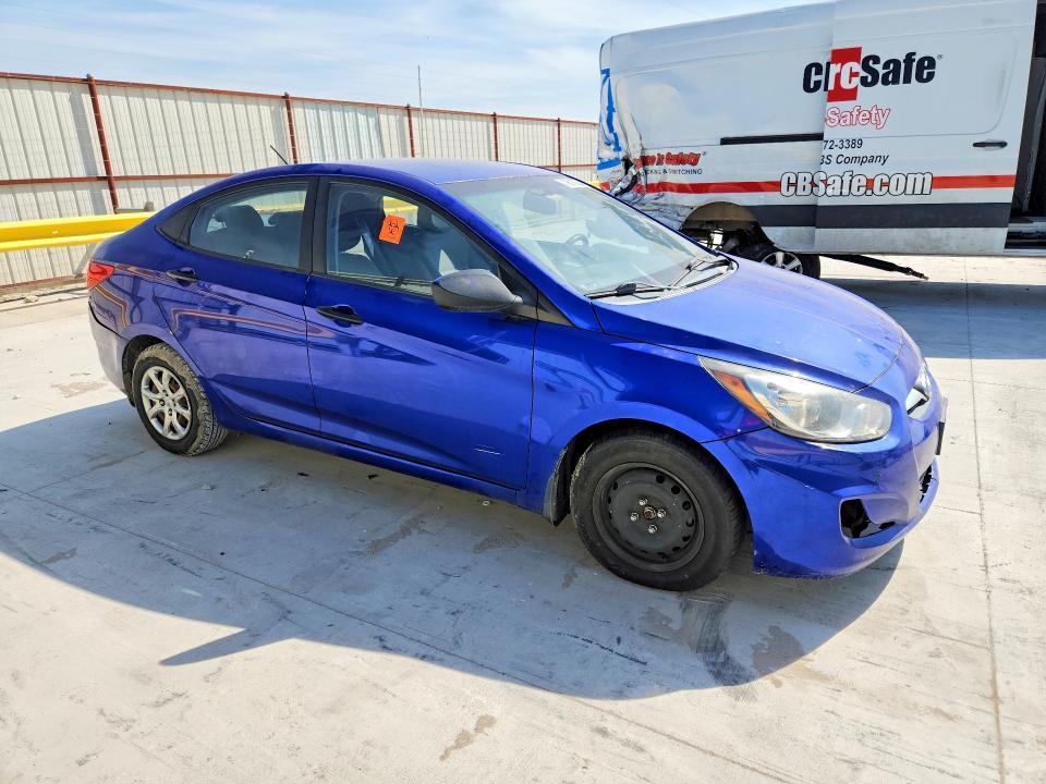 2013 Hyundai Accent gls