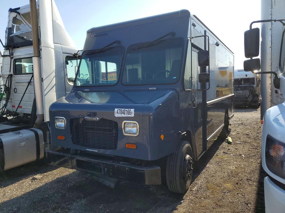 2021 Freightliner Chassis M-delivery van