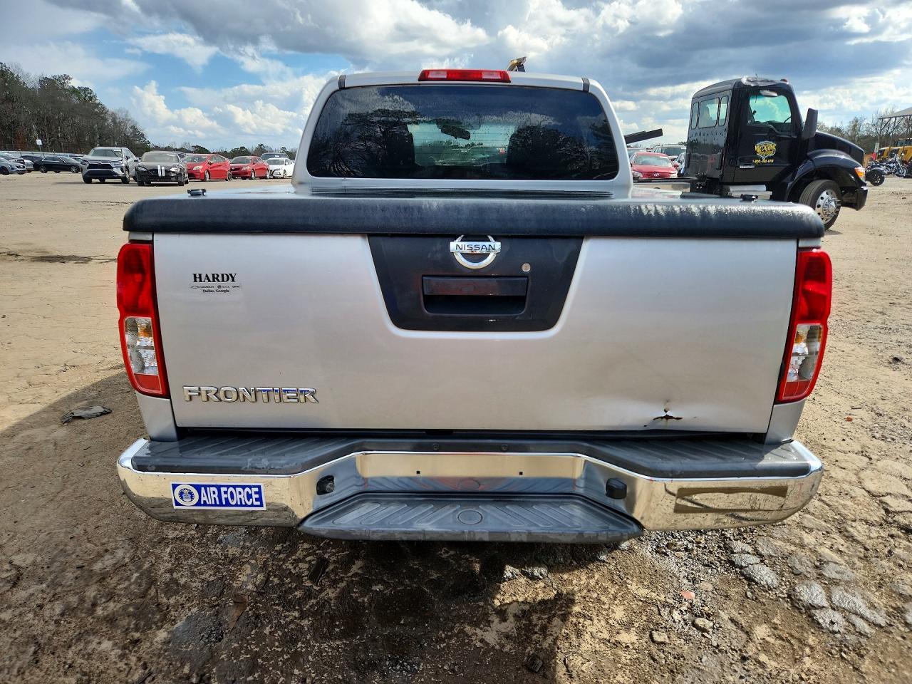 2011 Nissan Frontier S