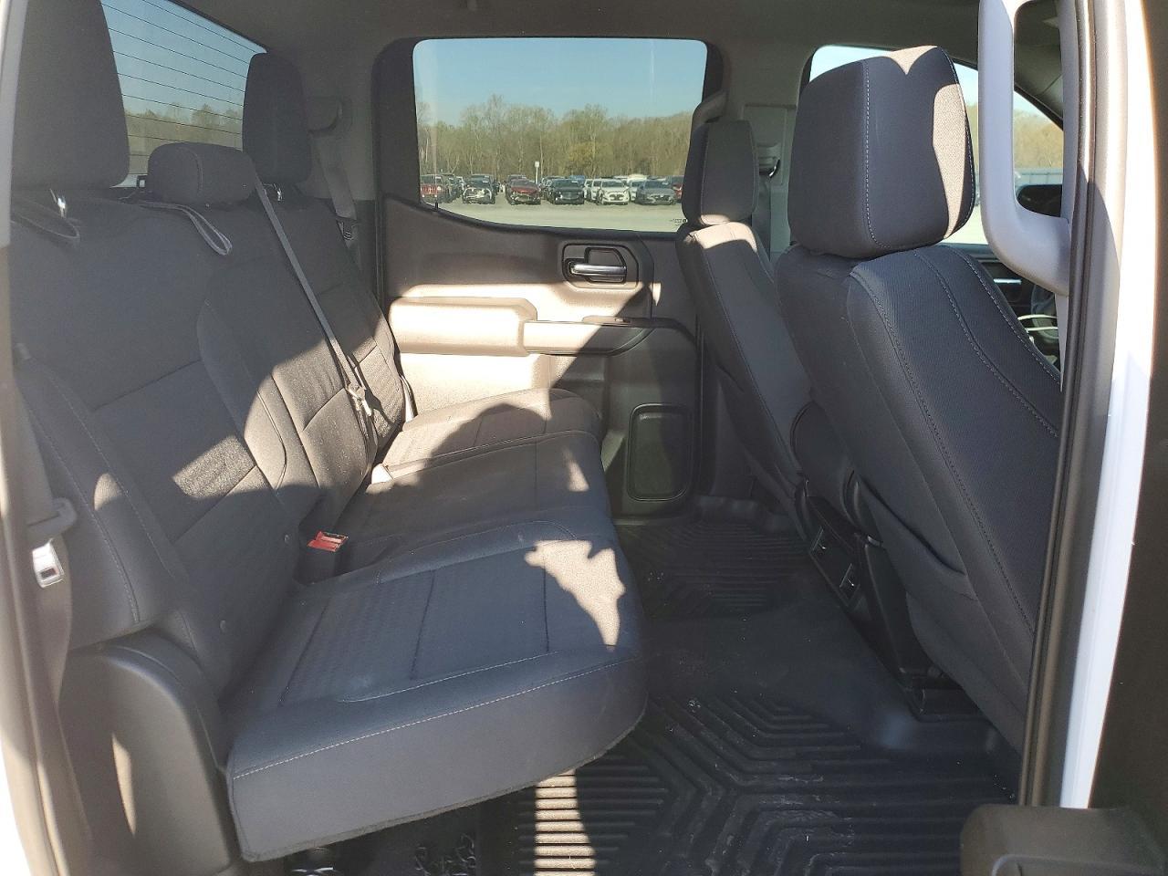 2023 Chevrolet Silverado K1500 Custom