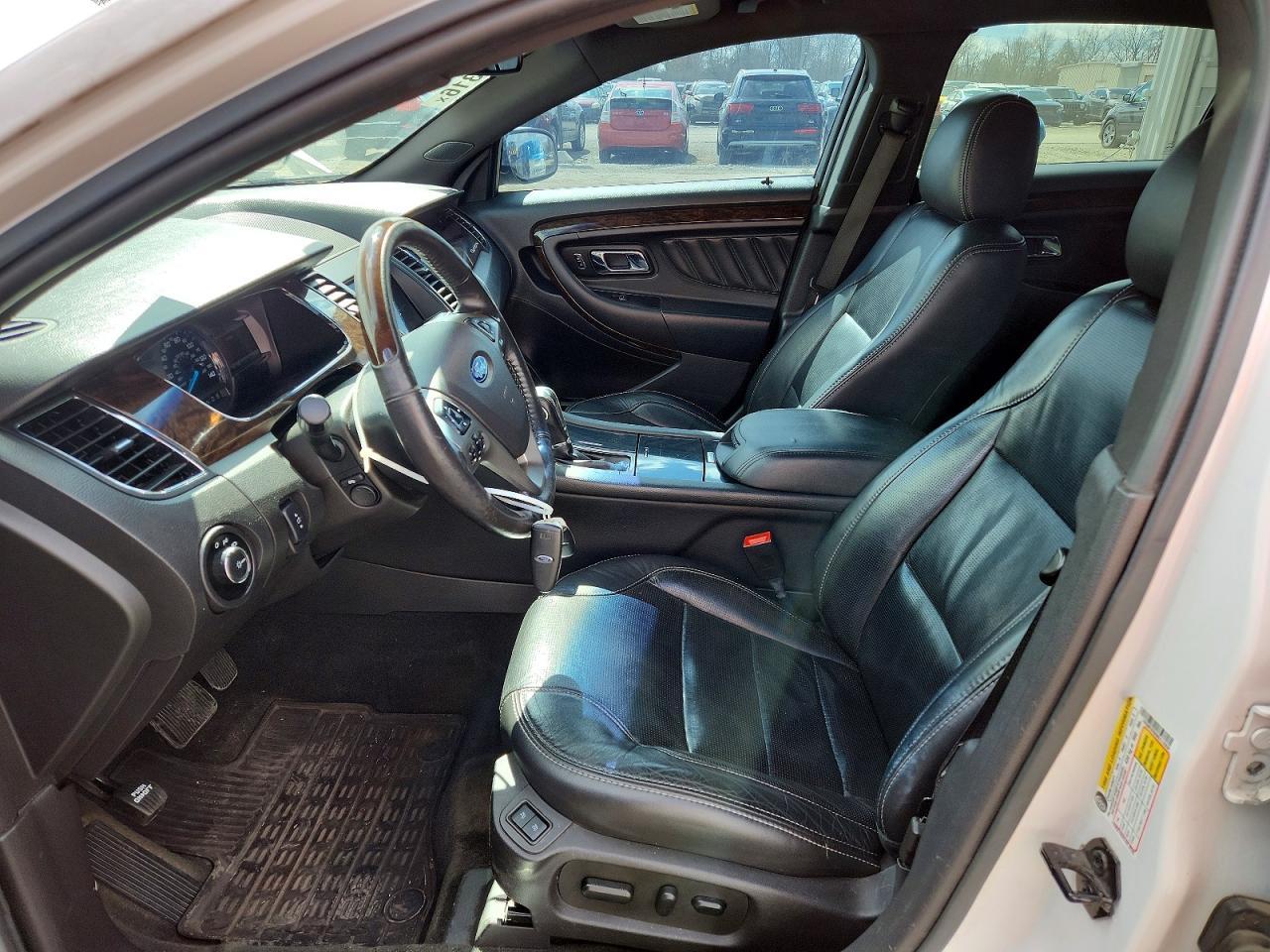 2017 Ford Taurus Limited