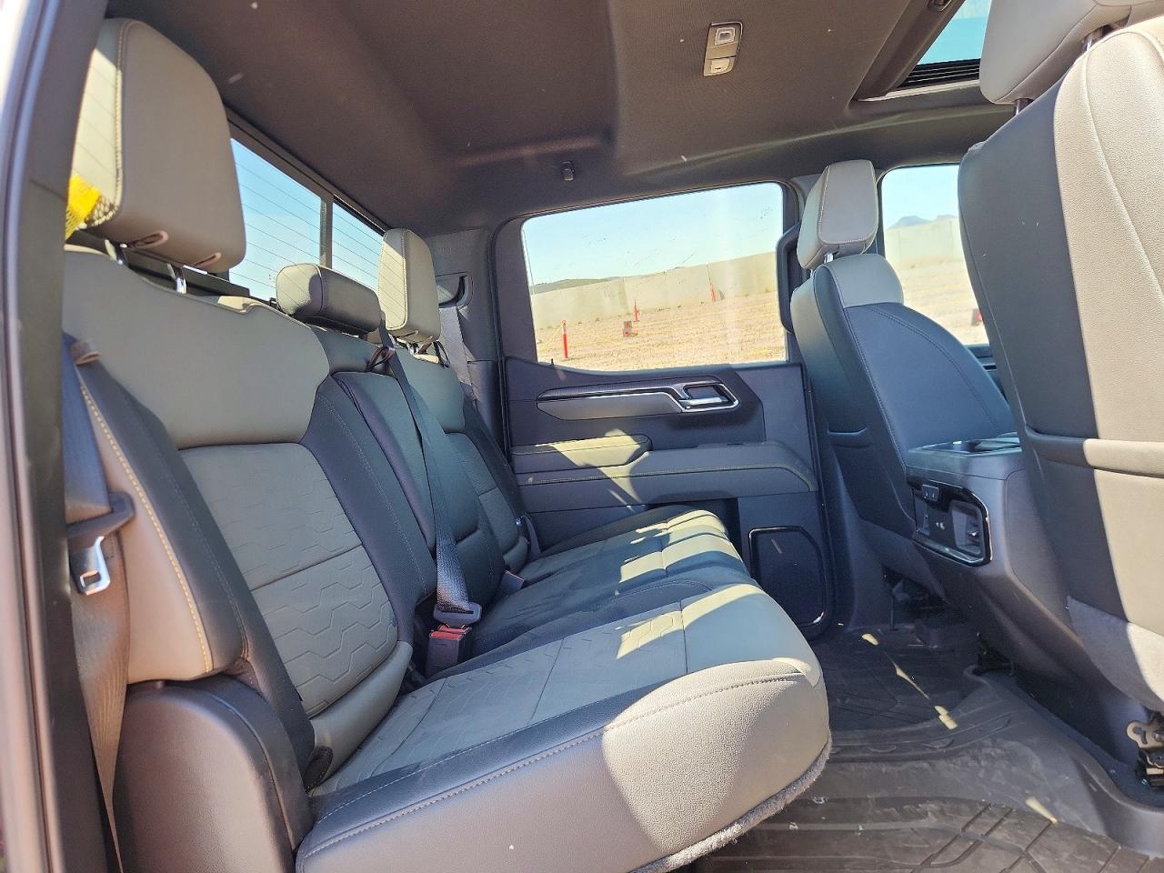 2024 Chevrolet Silverado K1500 ZR2