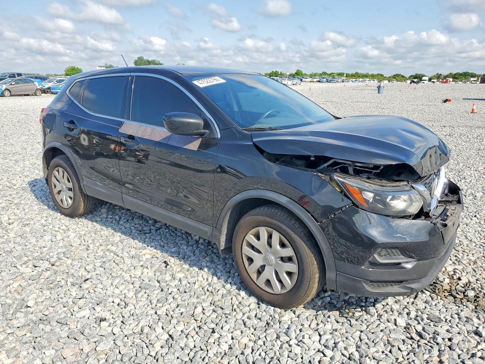 2020 Nissan Rogue Sport s