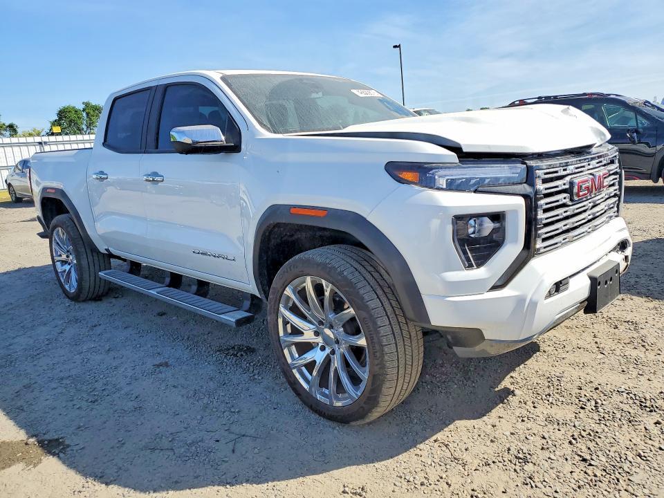 2025 GMC Canyon Denali