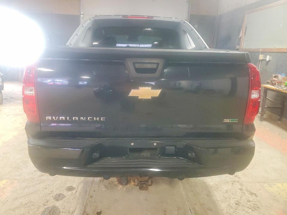 2011 Chevrolet Avalanche LT