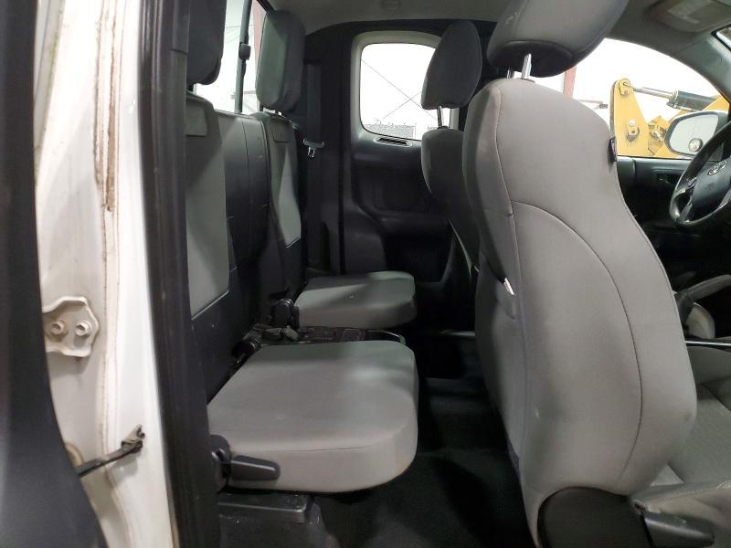 2016 Toyota Tacoma SR