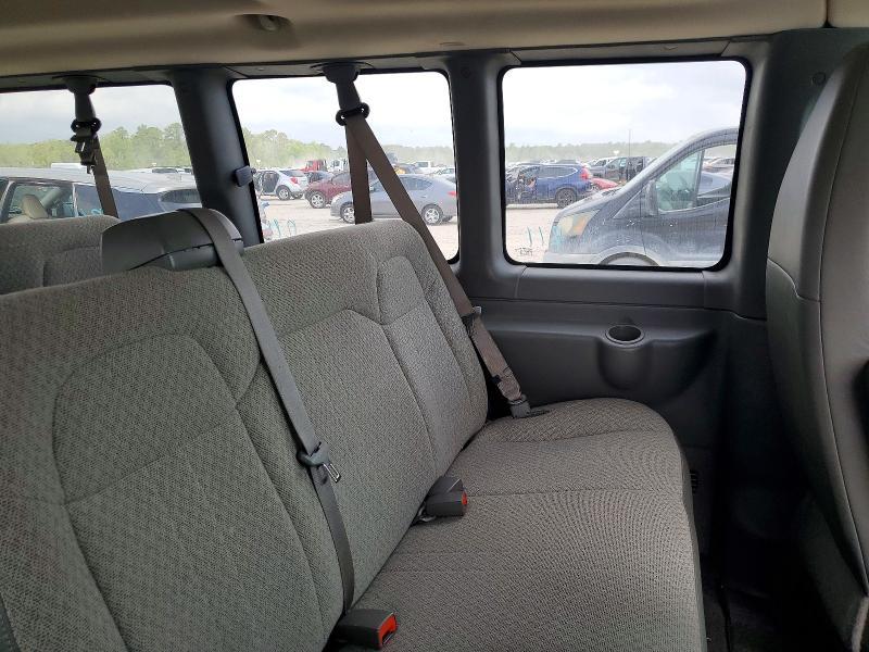 2015 Chevrolet Express G3500 lt