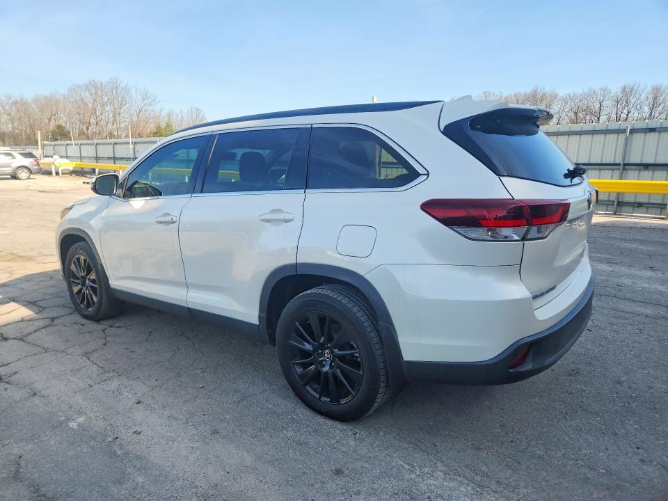 2019 Toyota Highlander se
