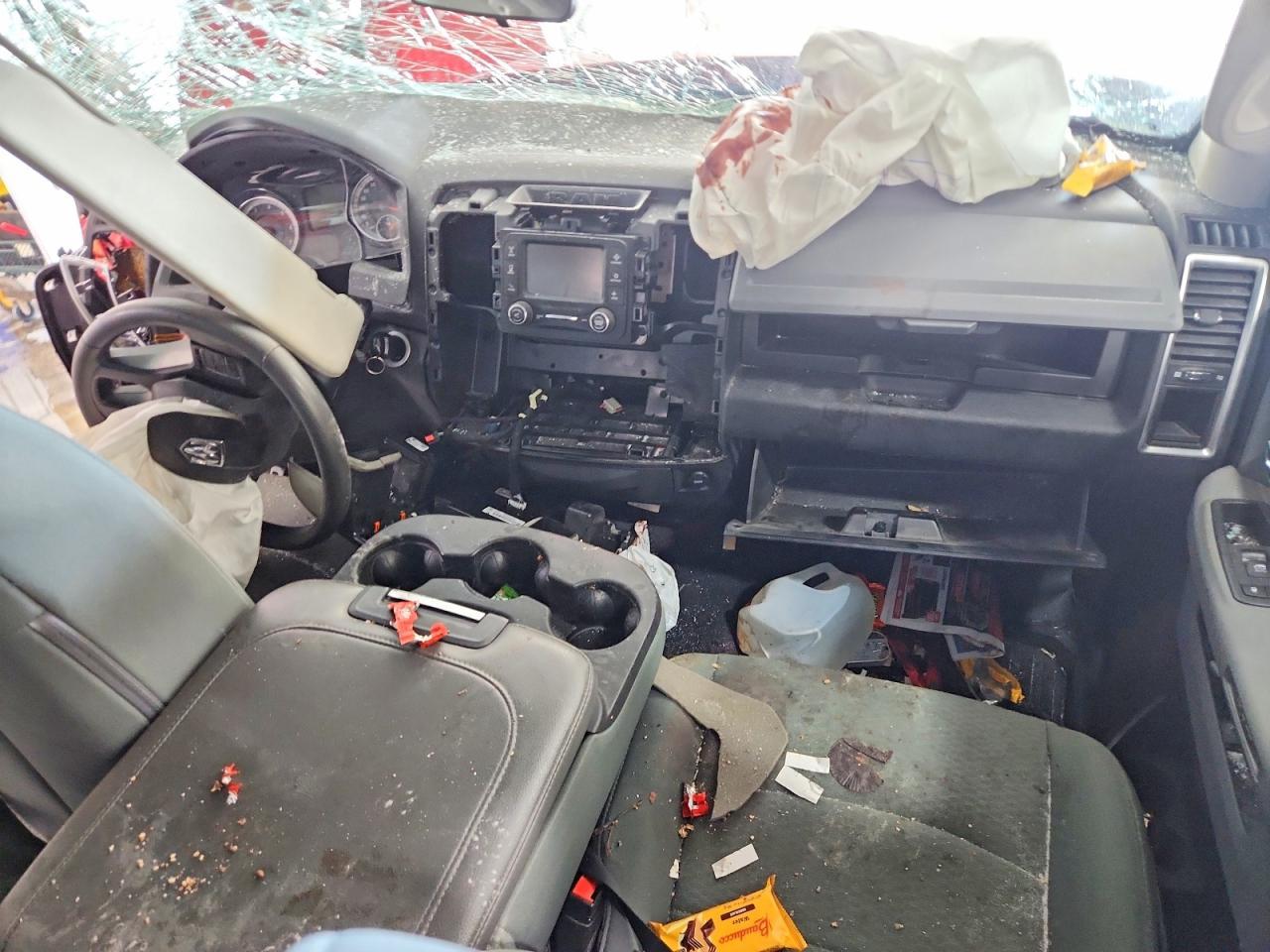 2020 Dodge RAM 1500 Classic SLT