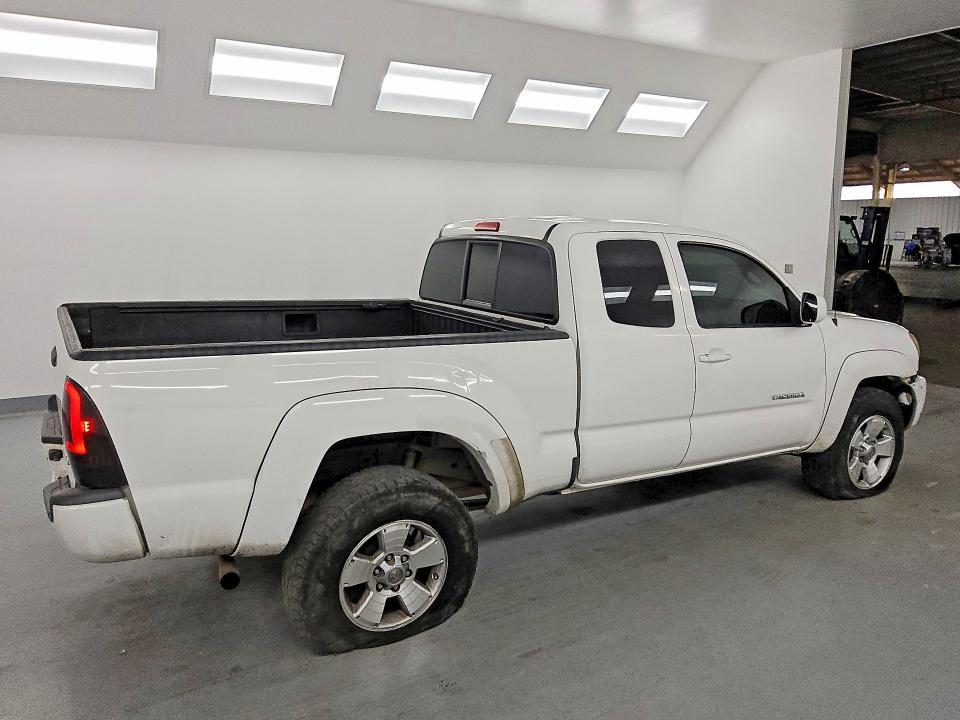2011 Toyota Tacoma Prerunner V6