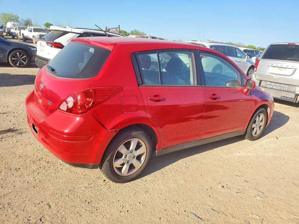 2012 Nissan Versa 1.8 s