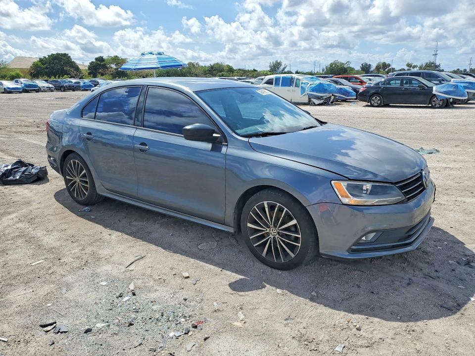 2016 Volkswagen Jetta Sport