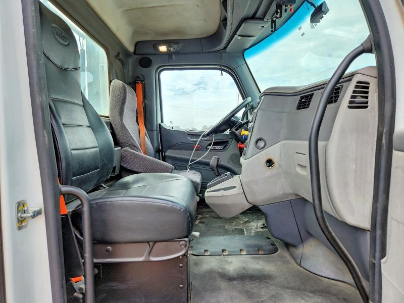 2017 Peterbilt 579 Semi Truck