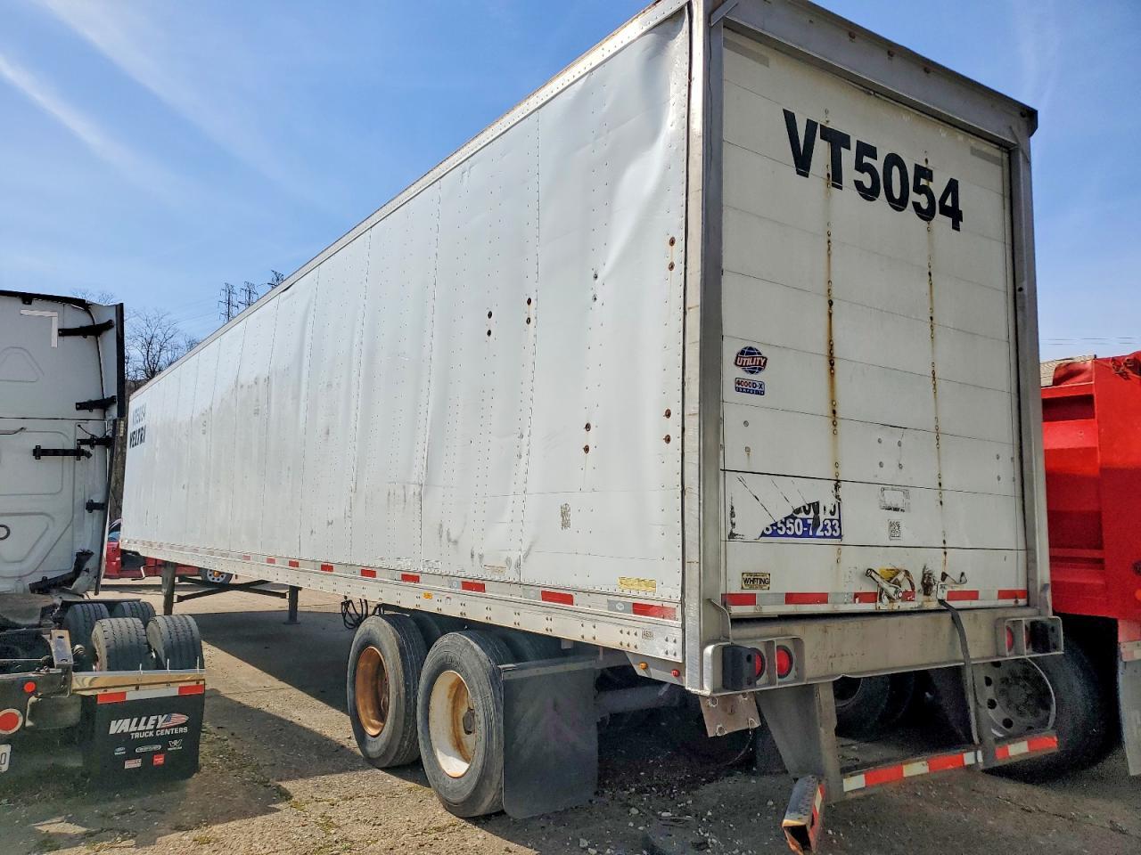 2017 Utility VS2DX DRY Van Trailer