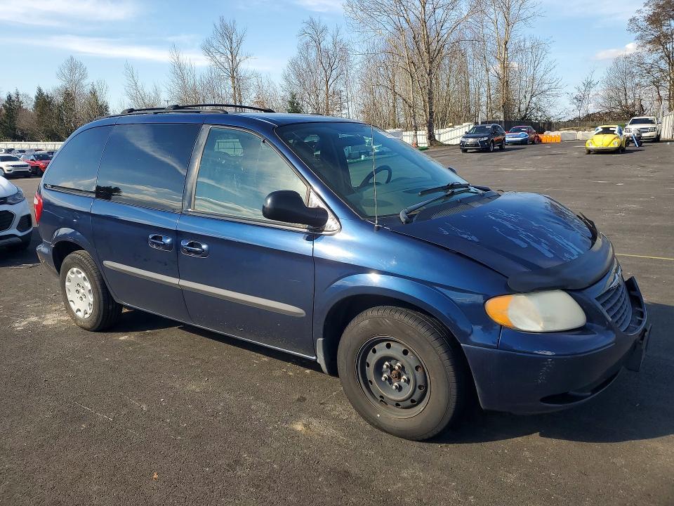 2003 Chrysler Voyager lx