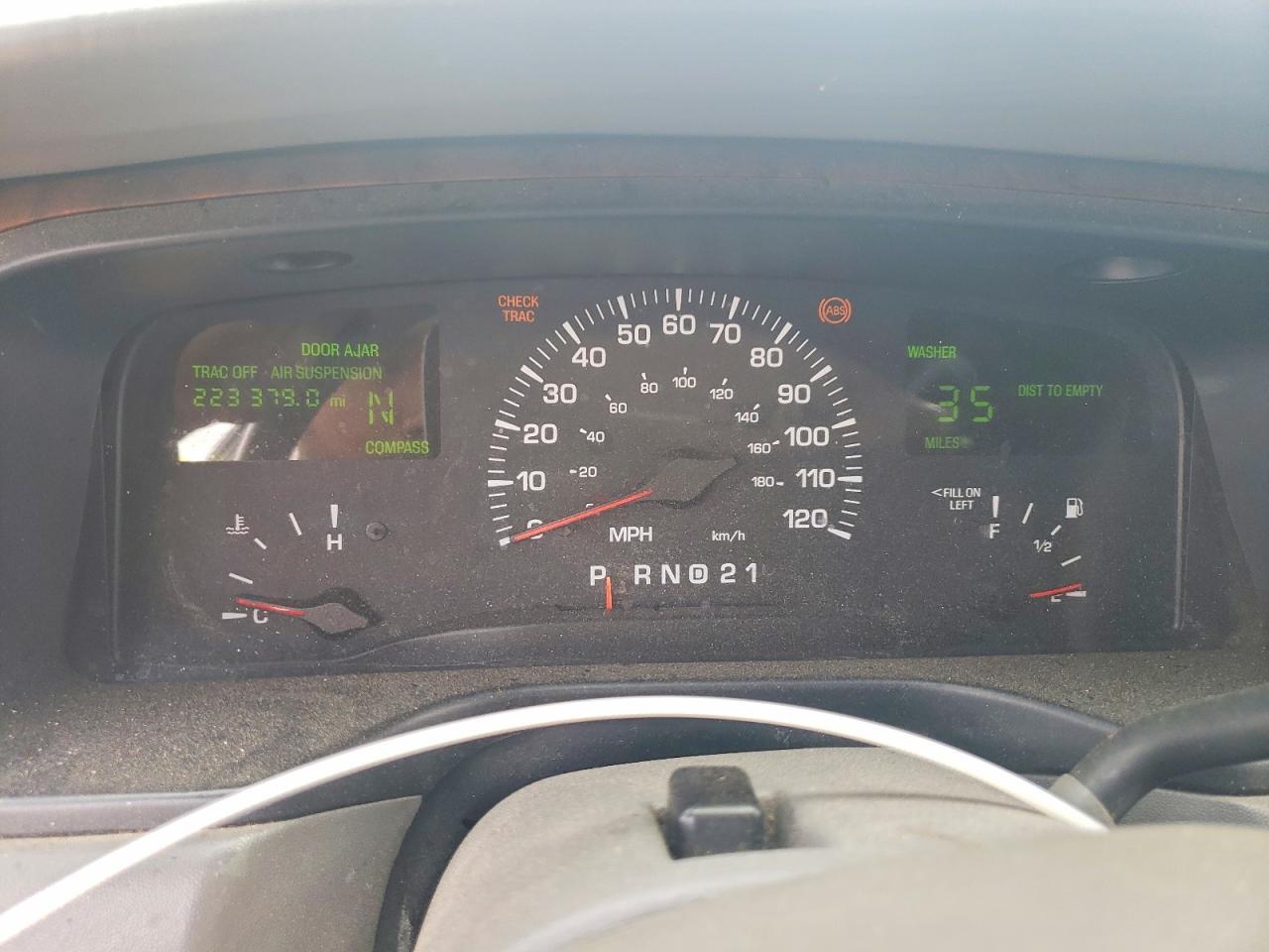 2000 Lincoln Town car Executive