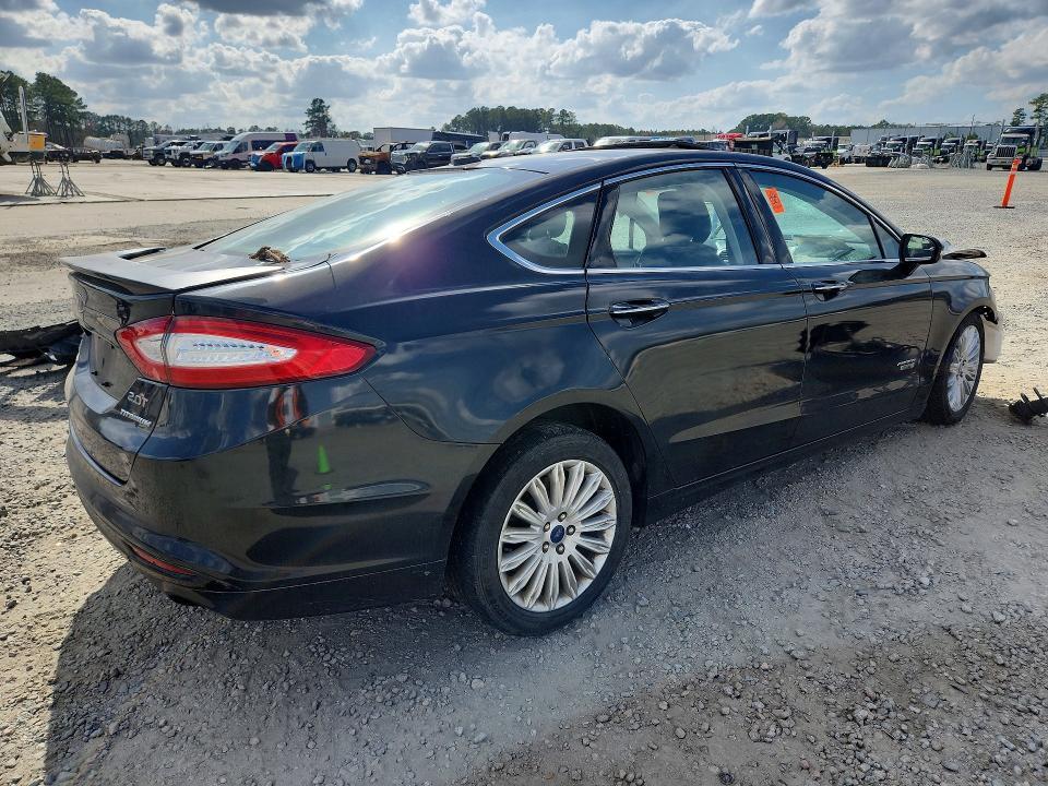 2014 Ford Fusion Titanium Phev