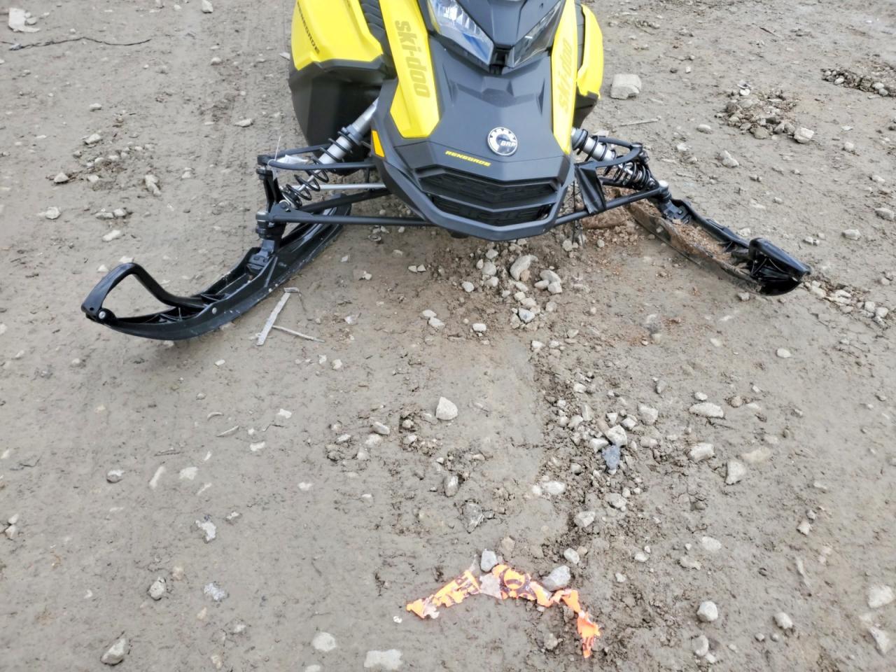 2021 Skidoo Renegade Adrenaline