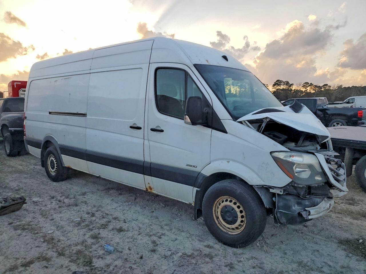 2015 Freightliner Sprinter 2500 Delivery Van