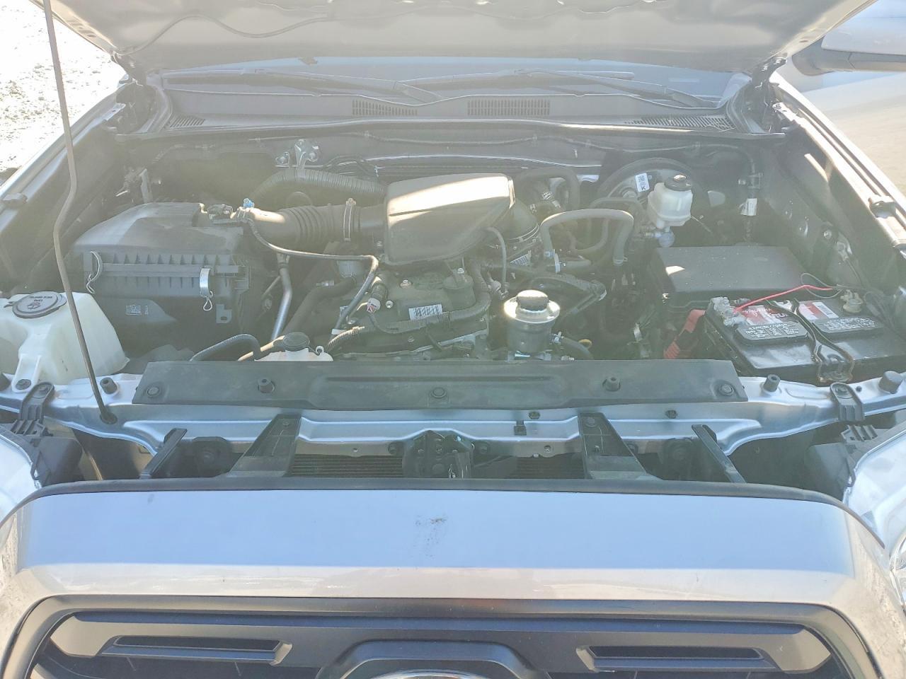 2019 Toyota Tacoma SR