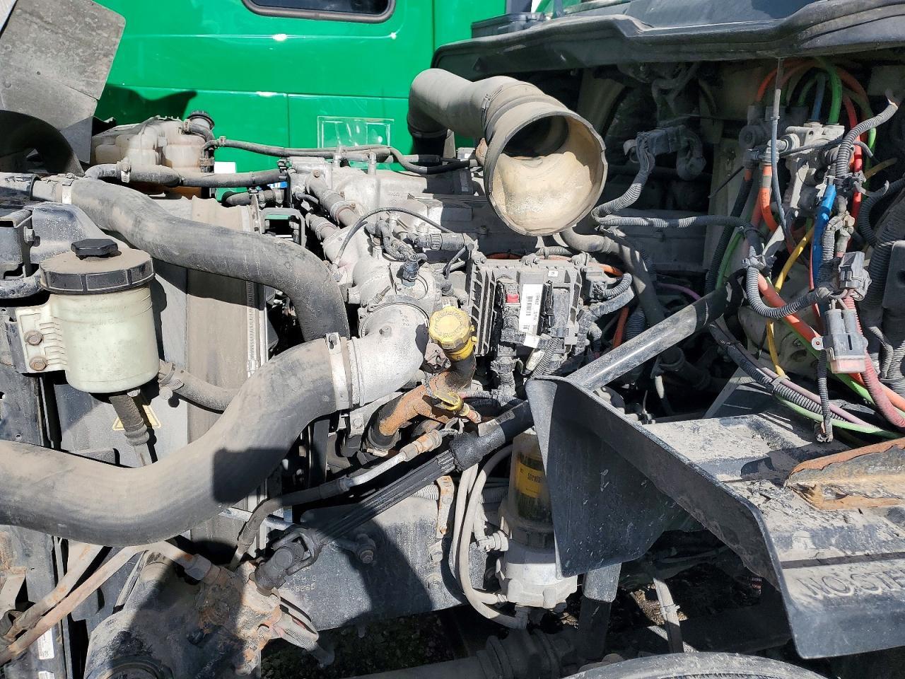 2013 International LF687 Semi Truck