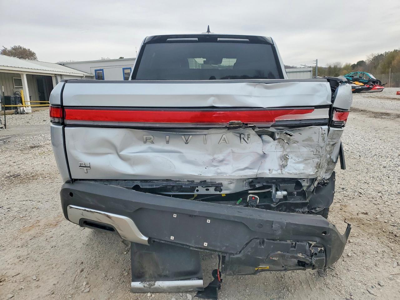 2025 Rivian R1T Adventure