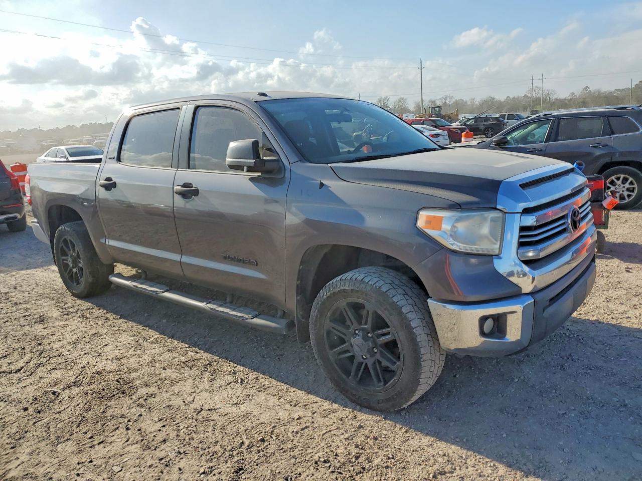 2017 Toyota Tundra SR5