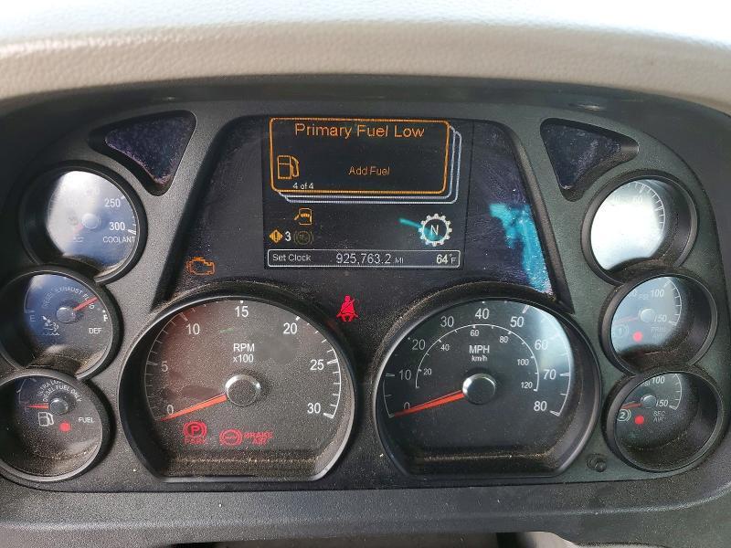 2018 Peterbilt 579 Semi Truck