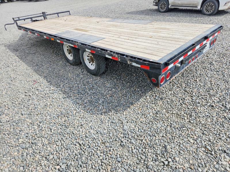 2013 PJ Equipment Trailer