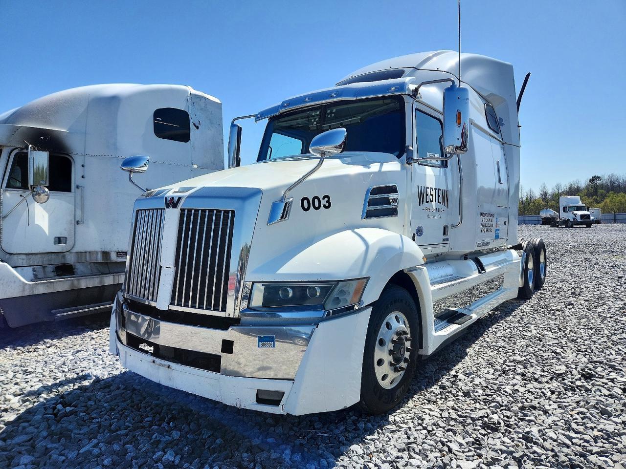 2017 Western Star 5700 Semi Truck