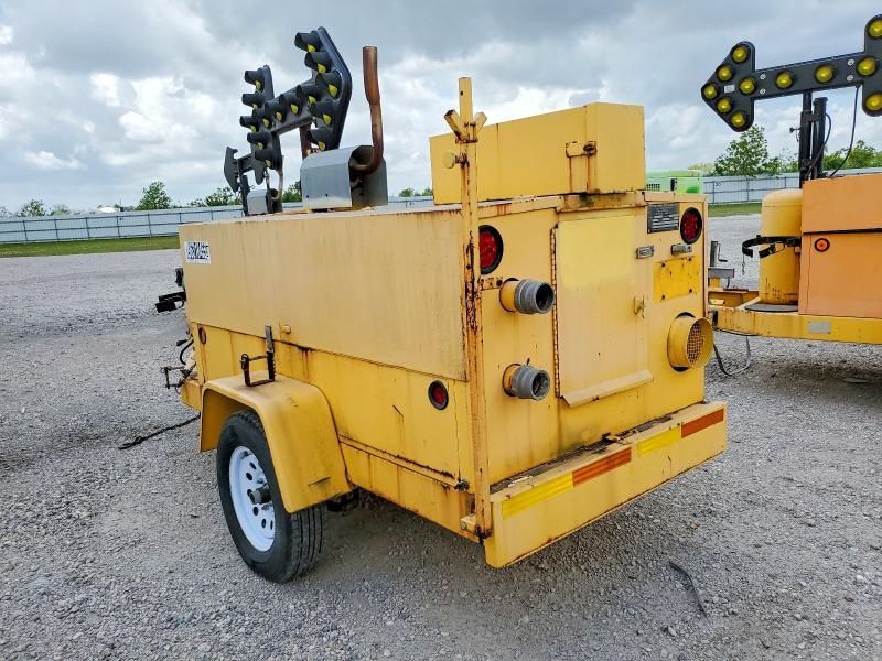 1998 Holt Kamp Manhole Support Trailer