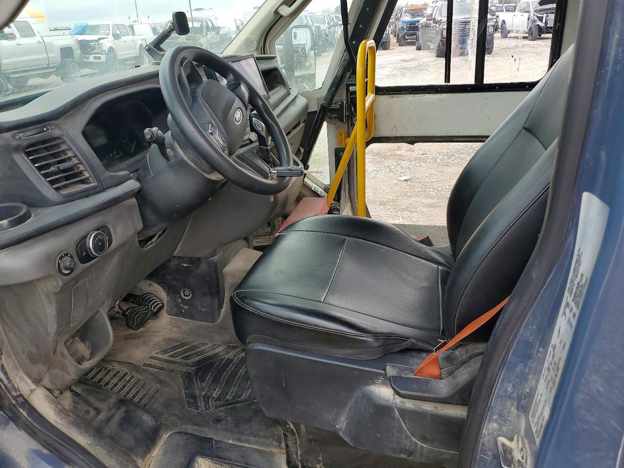 2021 Ford Transit Delivery Truck