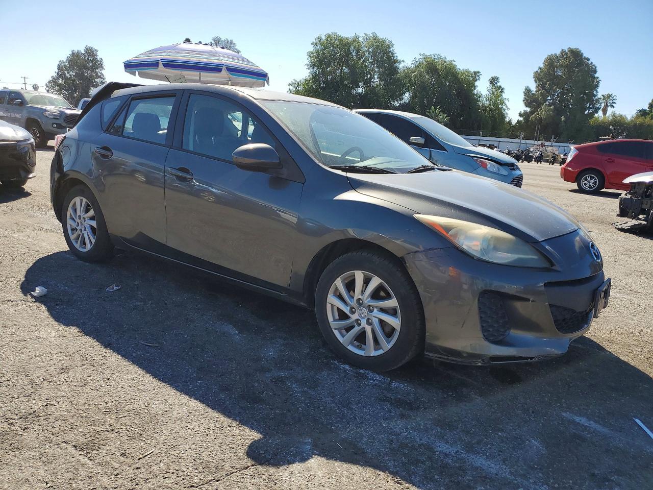 2012 Mazda 3 I